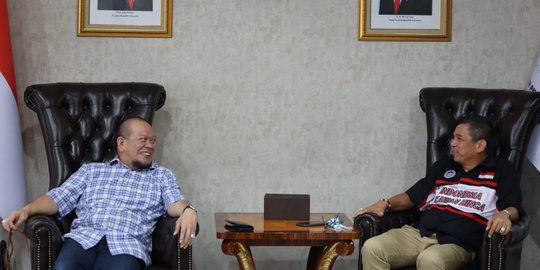 Reuni Eks Pengurus PSSI, Ketua DPD Bertemu Hinca Pandjaitan