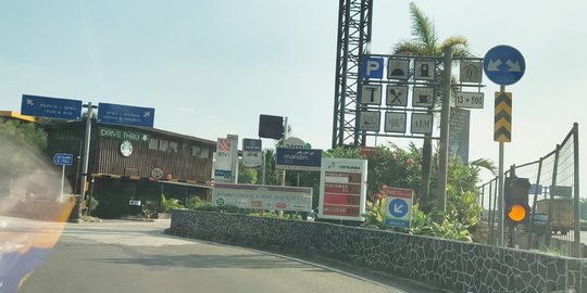 Meski Ada Larangan Mudik, Rest Area Tol di Jabodetabek Tetap Ramai