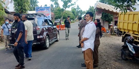 Objek Wisata di Pasaman Barat Ditutup saat Lebaran, Ratusan Kendaraan Diputar Balik