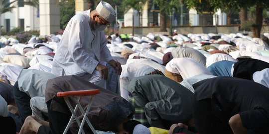 Jemaah Tarekat Sattariyah di Sumbar Baru Gelar Salat Id Hari Ini