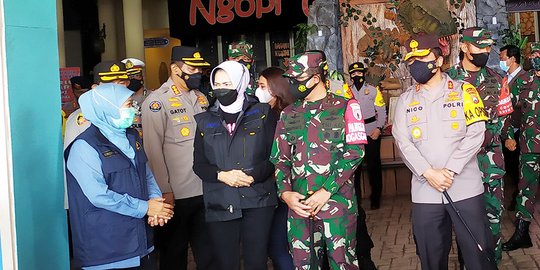 Gubernur Khofifah Sebut Warga Boleh Berwisata Sesuai Rayon tapi Tetap Menjaga Prokes