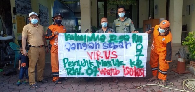spanduk warga jakarta untuk para pemudik