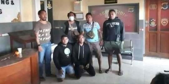 Sembur Asap Vape ke Masakan, Ayah & Anak Aniaya Pegawai Warung Padang