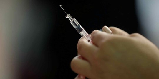Selain Trio, Ternyata Ada 1 Kasus KIPI Fatal Diduga Berkaitan Vaksin AstraZeneca