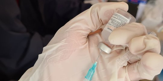 Ketua DPR Puan Maharani Minta Negara Surplus Beri Stok Vaksin ke Negara Lain