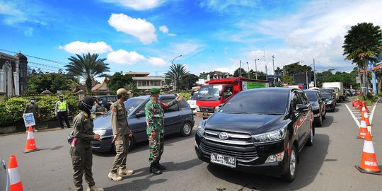 Wakapolda Jabar Sebut Sejumlah Warga Jadi Joki Wisatawan di Puncak Bogor