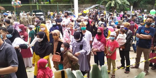 Wali Kota Soal Kerumunan di Bandung Zoo: Masyarakat Susah Dikendalikan