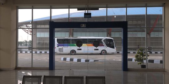 2 Penumpang di Terminal Pulogebang Positif Covid-19