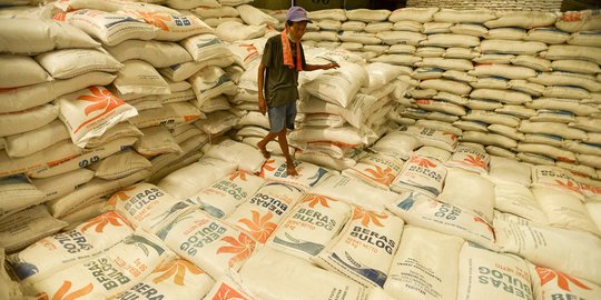 ini besaran stok bahan pangan bulog terkini