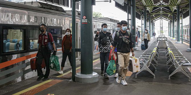 KAI Catat Hampir 5.900 Penumpang Tiba di Jakarta Usai Larangan Mudik