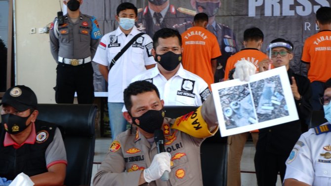 warga magelang terbangkan balon udara diisi mercon jatuh dan meledak di klaten