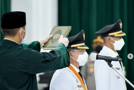 ridwan kamil saat pelantikan bupati dan wakil bupati cianjur