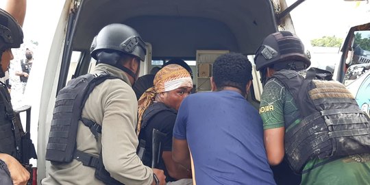 2 Prajurit TNI Gugur Akibat Diserang 20 OTK Dibawa ke Kampung Halaman