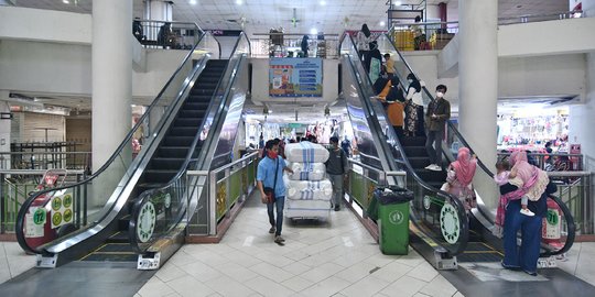 Pasar Tanah Abang Kembali Dibuka Setelah Sepekan Tutup