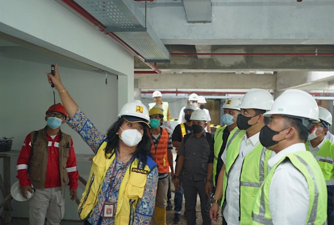 bobby nasution dan kementrian pupr tinjau pembangunan pasar berkonsep green building