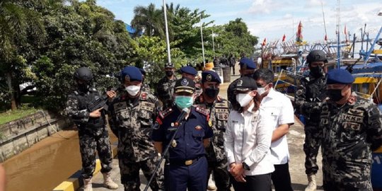 6 Kapal Berbendera Vietnam Ditangkap KKP saat Curi Cumi-Cumi di Natuna