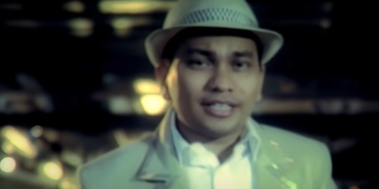Lirik Lagu Menghujam Jantungku - Tompi