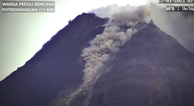 luncuran awan panas merapi 21 januari