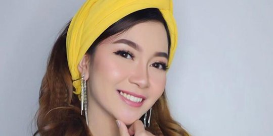 Akan Dinikahi YouTuber Korea, Ini 4 Potret Pedangdut Cantik Kania Permatasari