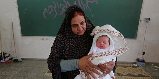 Bayi Mohammed Lahir Saat Gempuran Israel di Gaza, Cahaya Harapan Baru Bagi Keluarga