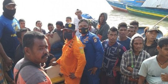 Kapal Terbalik Dihantam Gelombang, Petani Rumput Laut di Saumlaki Meninggal Dunia