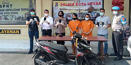 Lima Kali Beraksi, Dua Waria Jeni dan Rida Dibekuk Usai Curi HP WNA di Bali