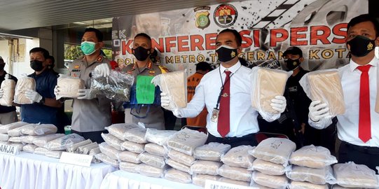 65 Kg Ganja asal Sumatera Gagal Beredar di Jabodetabek, 2 Kurir Ditangkap