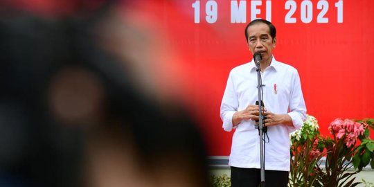 Perayaan Waisak di Tengah Pandemi, Jokowi Yakin Selalu Ada Terang Sesudah Gelap