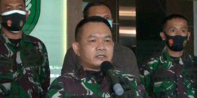 pangkostrad dudung pernah ditendang tentara saat jualan kue