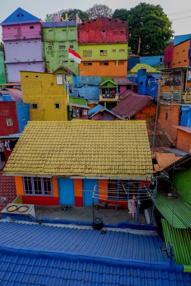 kampung warna warni jodipan dulu kumuh sekarang menawan