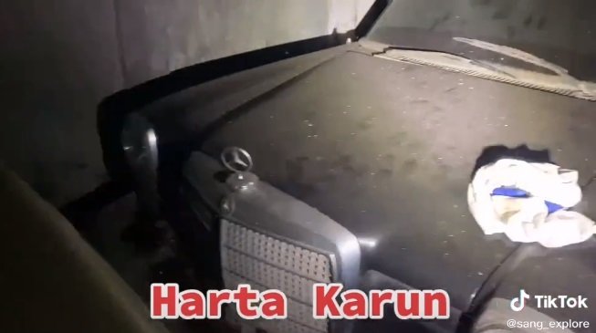 viral video puluhan mobil mewah terbengkalai tidak terurus penuh debu
