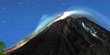 Penjelasan BPPTKG Yogya soal Viral Diduga Meteor Jatuh di Gunung Merapi
