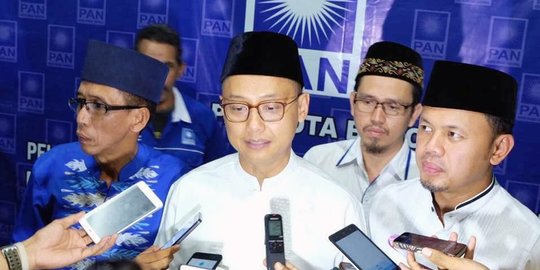 Sekjen: PAN Batal Gabung Koalisi Jokowi di 2019 Karena Amien Rais