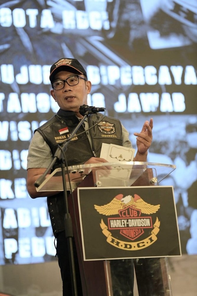 gubernur jabar ridwan kamil saat menghadiri munas vii hdci di hotel jw marriot surabaya