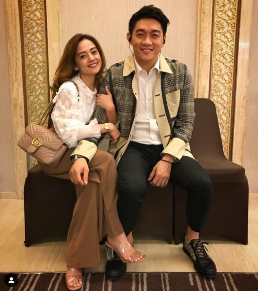 dari teman sma hingga menikah ini perjalanan cinta ifan seventeen dan citra monica