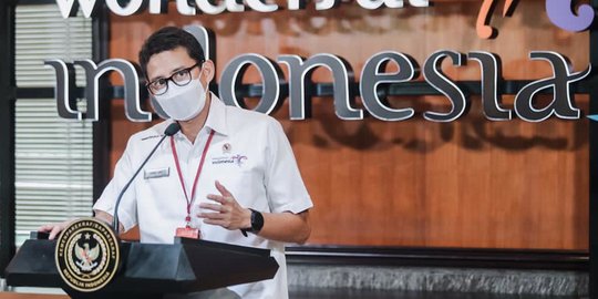 Sandiaga Uno Sebut Liburan ke Labuan Bajo Kini Lebih Terjangkau