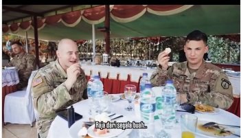 reaksi mengejutkan tentara amerika serikat usai makan rendang dan durian