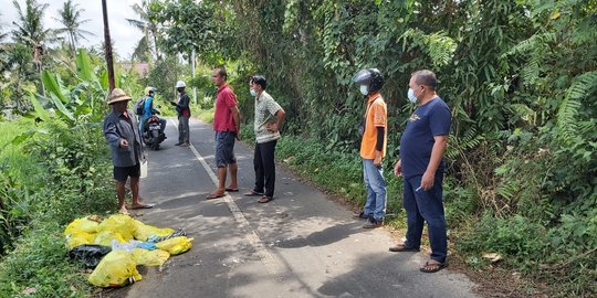 Warga Gianyar Temukan Limbah Medis Seberat 35 Kg Dibuang di Pinggir Jalan