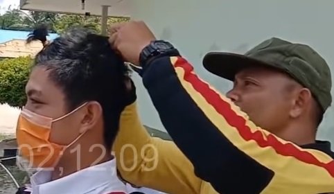 remaja ini daftar tni dengan rambut gondrong