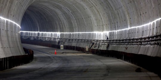 Melihat Proyek Terowongan Jalur Kereta Cepat Jakarta-Bandung