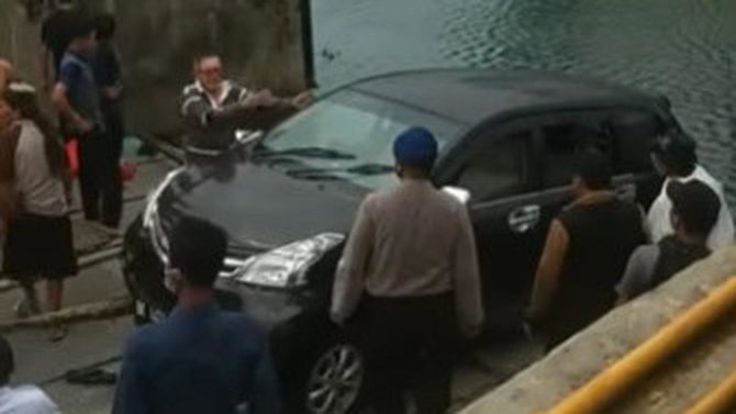 viral mobil nyemplung ke danau toba hingga telan korban jiwa ini faktanya