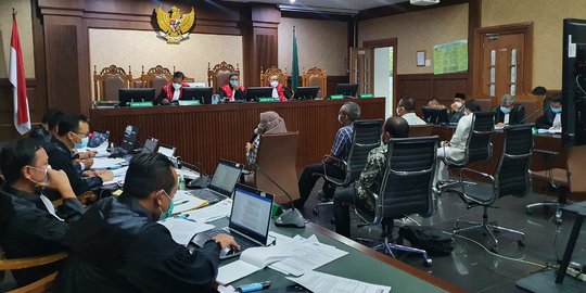 Sidang Korupsi Bansos Covid-19, Saksi Ungkap Ketakutan Antar 'Fee' Pejabat Kemensos