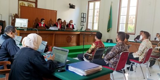 2 Eks Ajudan Akui Diperintah Nurdin Abdullah Jemput Uang Suap dari Kontraktor