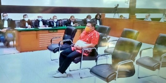 Dirut RS Ummi Dituntut 2 Tahun Penjara Terkait Kasus Swab Test Rizieq Syihab