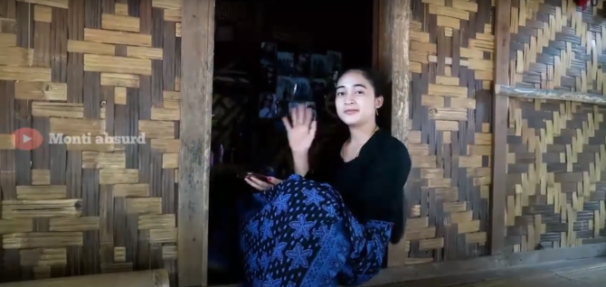 teh dewi artis baduy banyak dicari pria saat wisata