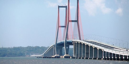 Penyebaran Covid-19 di Madura Meningkat, Jembatan Suramadu Disekat