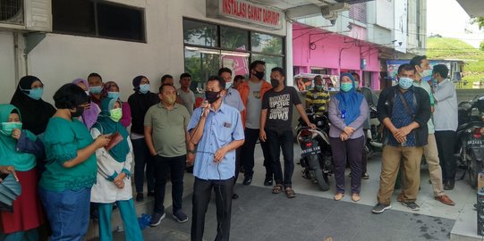 2 Bulan Tak Gajian, Puluhan Nakes RS Permata Bunda Medan Demo