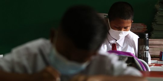 DPR Minta Pemerintah Pertimbangkan Pelaksanaan Pembelajaran Tatap Muka di Juli 2021