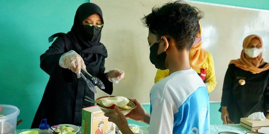 Bupati Banyuwangi Kenalkan Sosok Bung Karno ke Pelajar SD Lewat Kuliner
