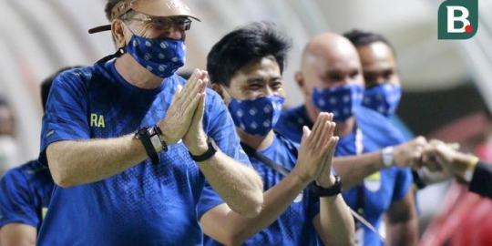 Jelang Liga 1: Robert Alberts Pastikan Persib Bakal Tampil Serius di Piala Wali Kota Solo 2021